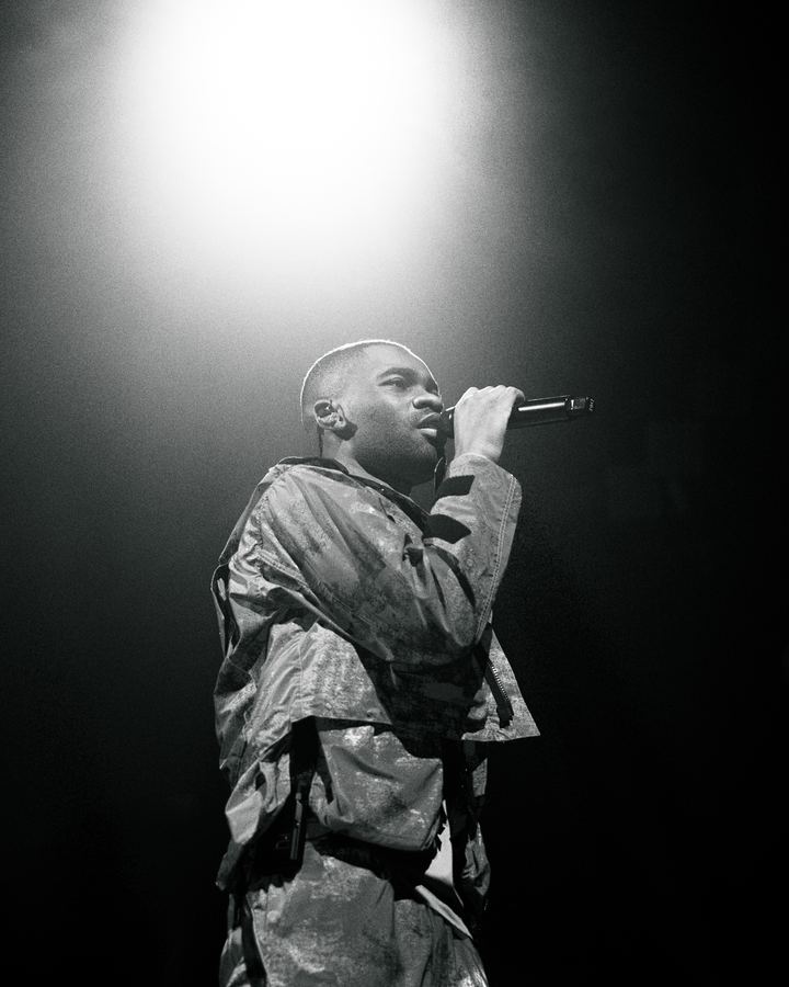 Vocalist, black and white
