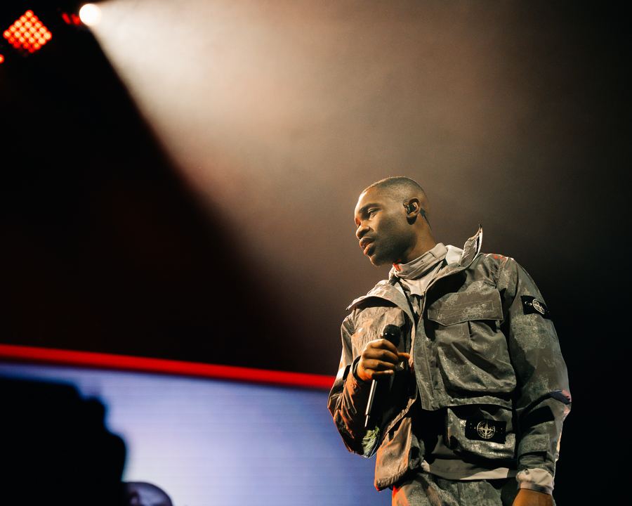 On stage, warm spill
