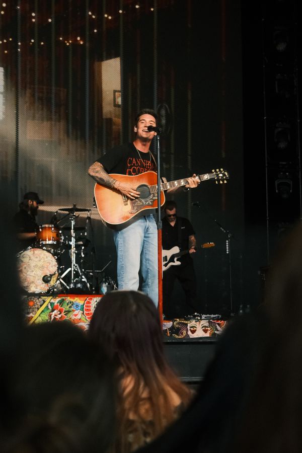 Acoustic set